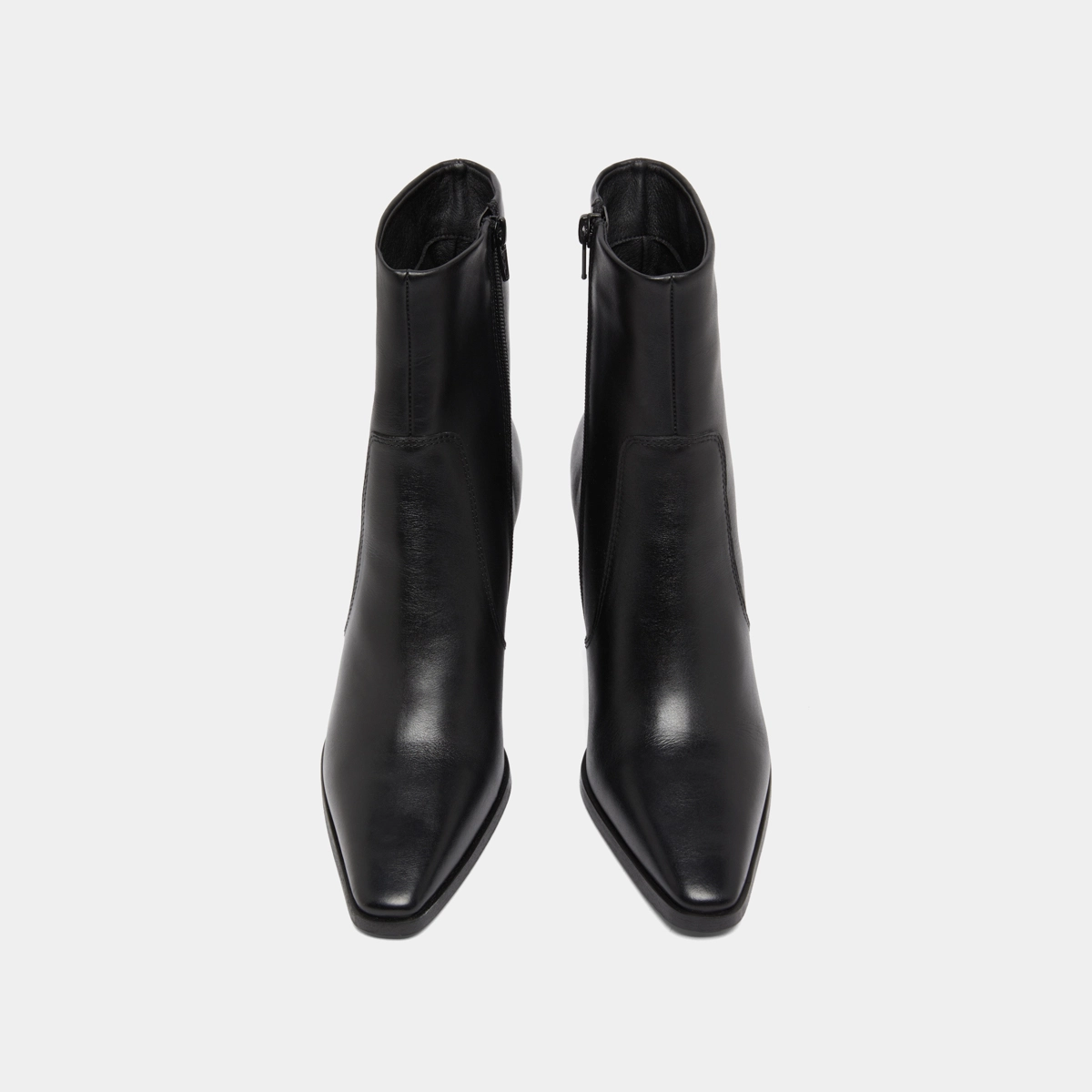 Bottines à bouts pointus en cuir noir | PAM | Jonak
