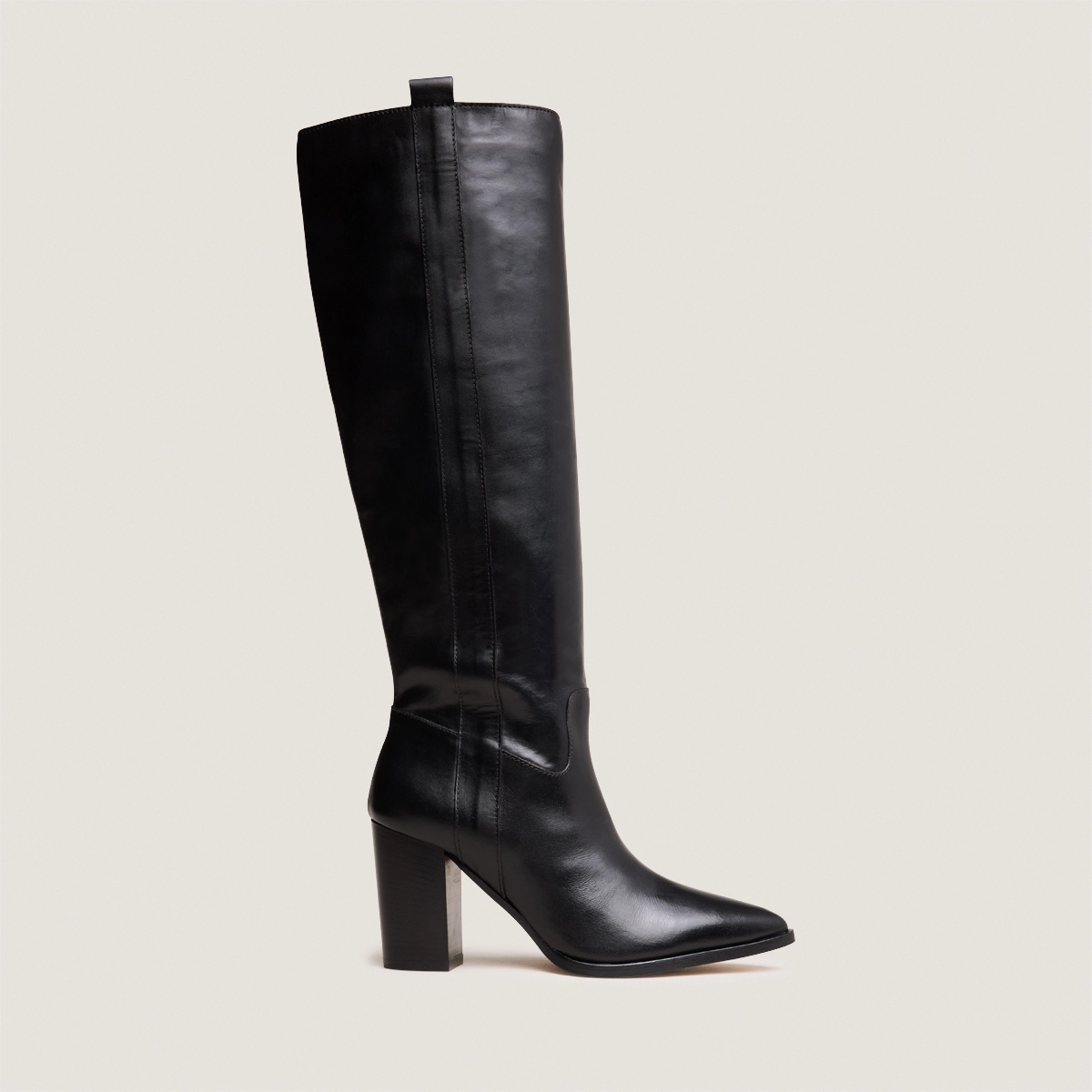 Bottes &agrave; hauts talons et bouts pointus en cuir noir | PECHE | Jonak