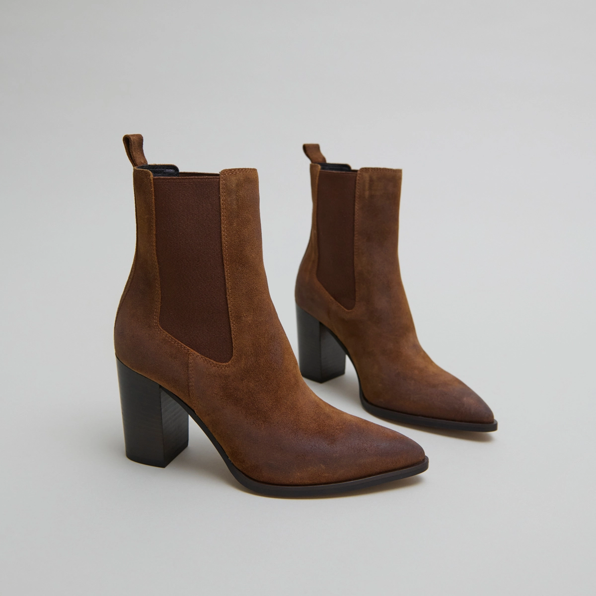 Bottines à talons et élastiques en croute huilée cognac | PEPITA | Jonak