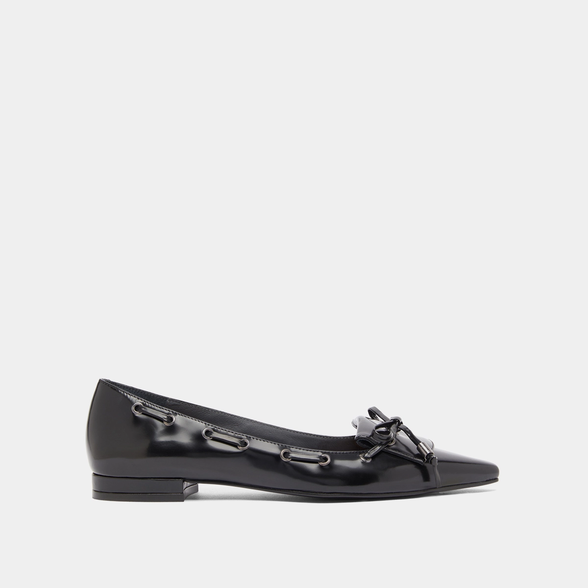 Ballerines à lacets en cuir glacé noir | DYNAMO | Jonak