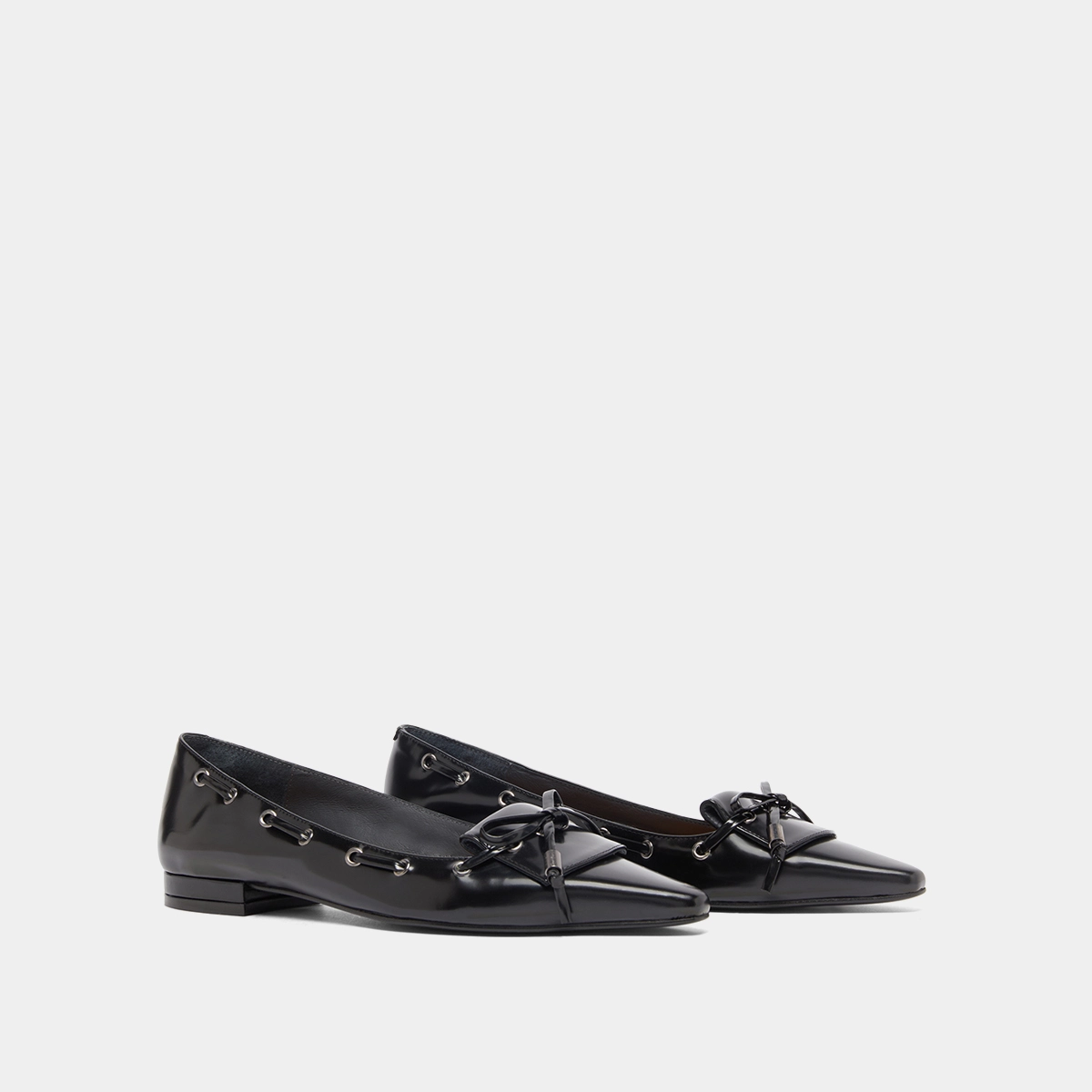 Ballerines à lacets en cuir glacé noir | DYNAMO | Jonak