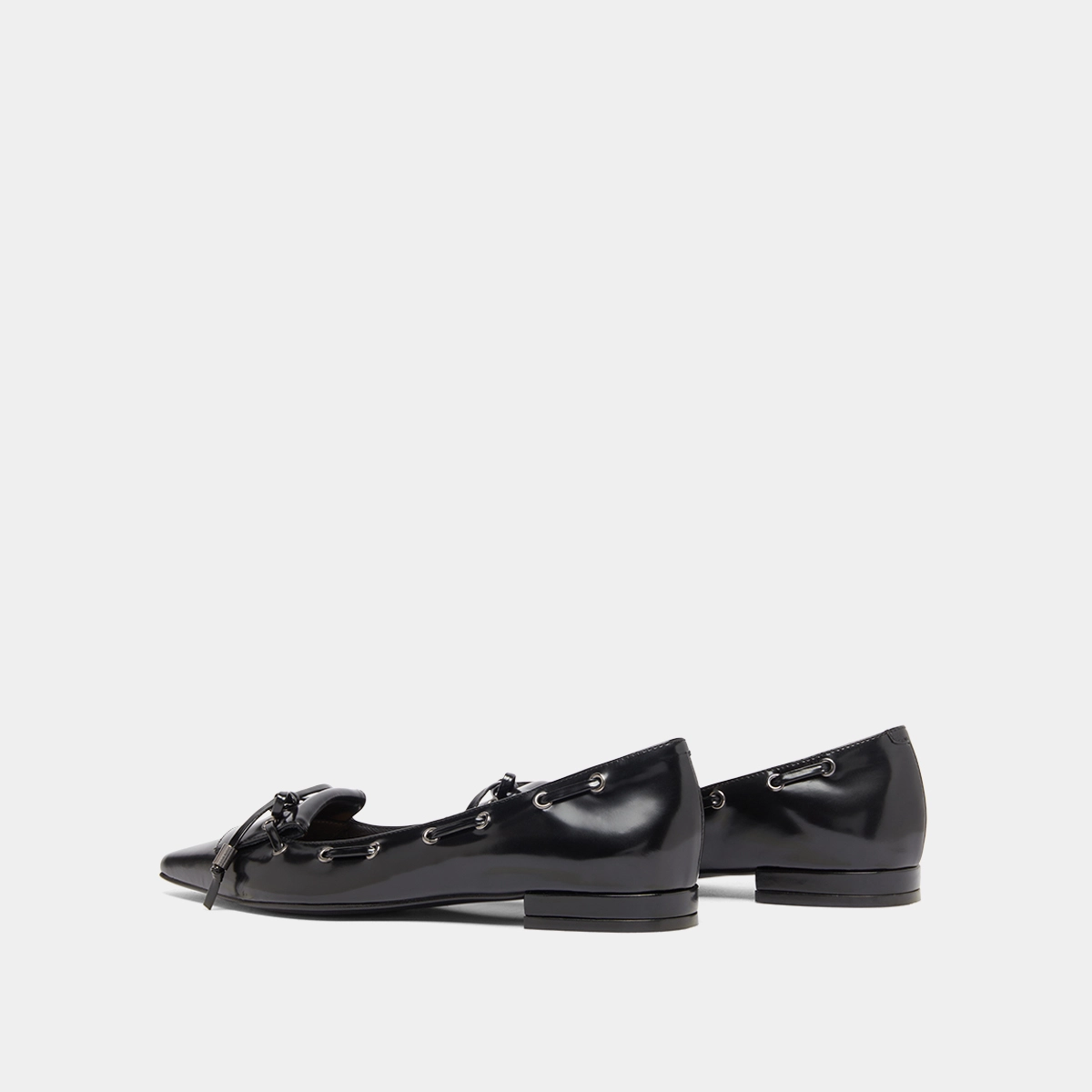 Ballerines à lacets en cuir glacé noir | DYNAMO | Jonak