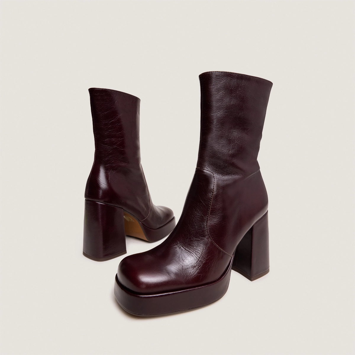Bottines à talons et à bouts carrés en cuir vieilli chocolat | BEN | Jonak