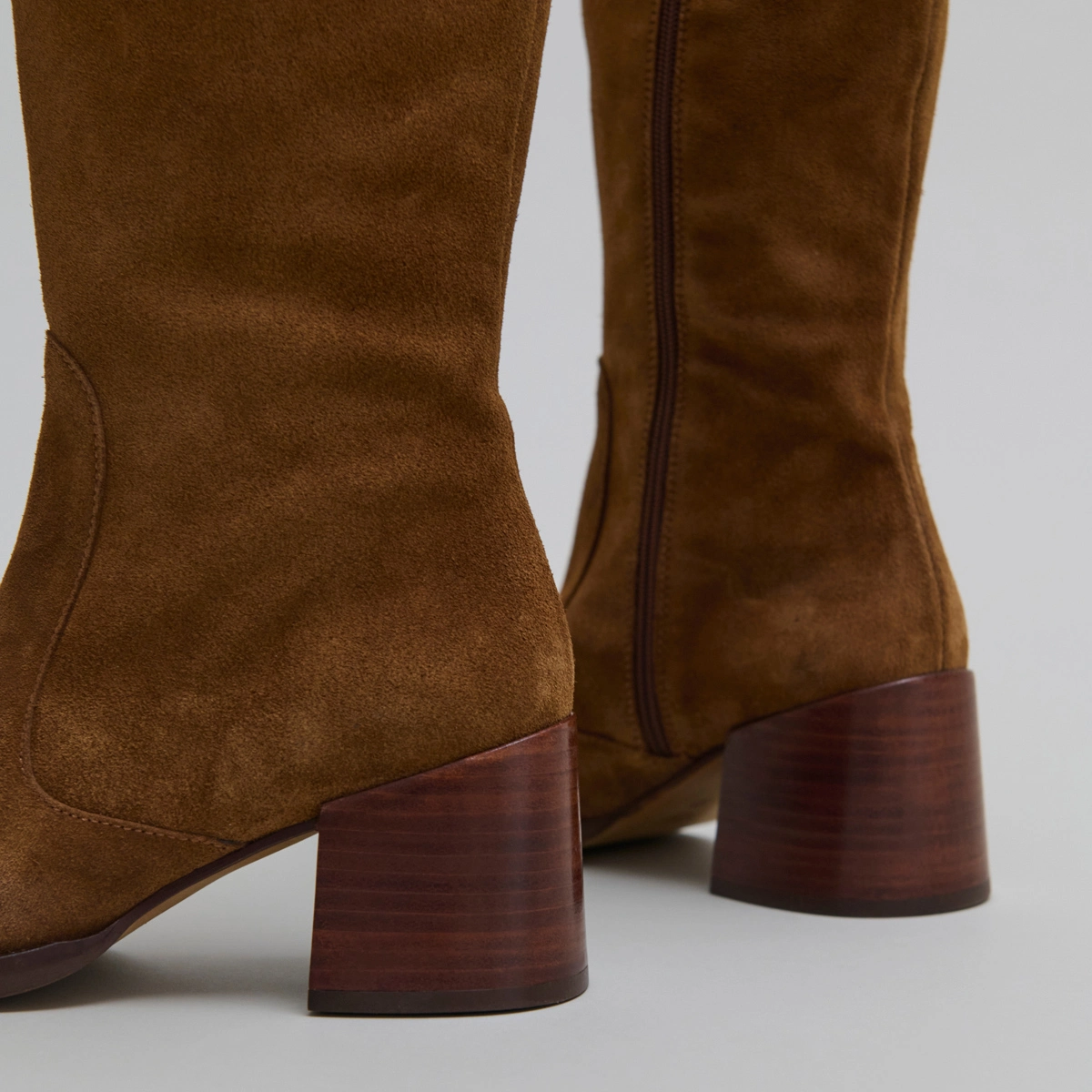 Bottes à talons et bouts arrondis en croute cognac | BIENVENUE | Jonak