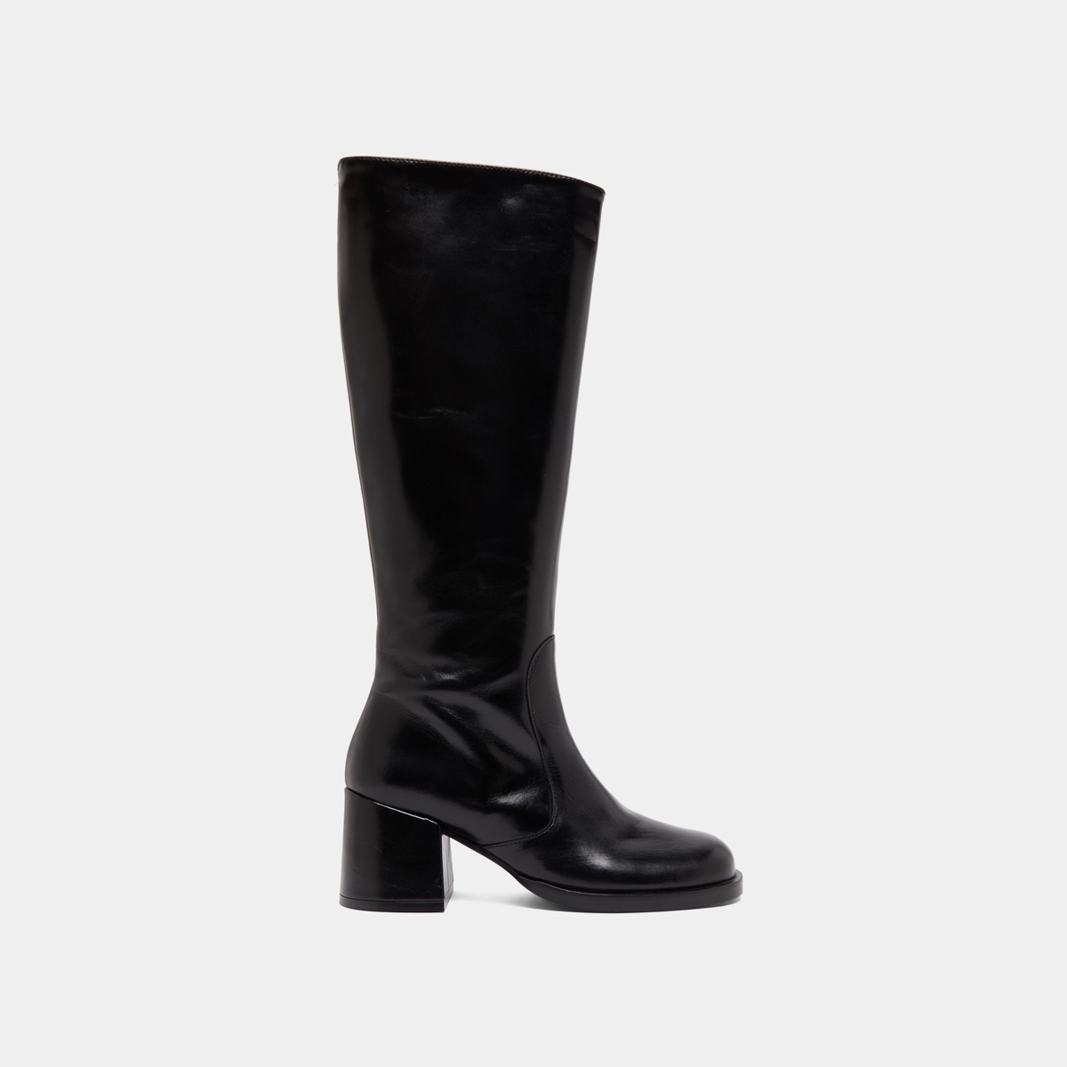 Bottes &agrave; talons et bouts arrondis en cuir noir | BIENVENUE | Jonak