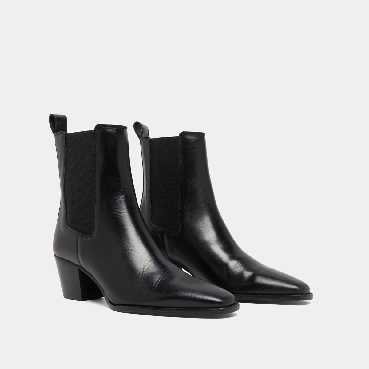 Bottines à talons biseautés et bouts poi... en cuir noir | BIRKIN | Jonak