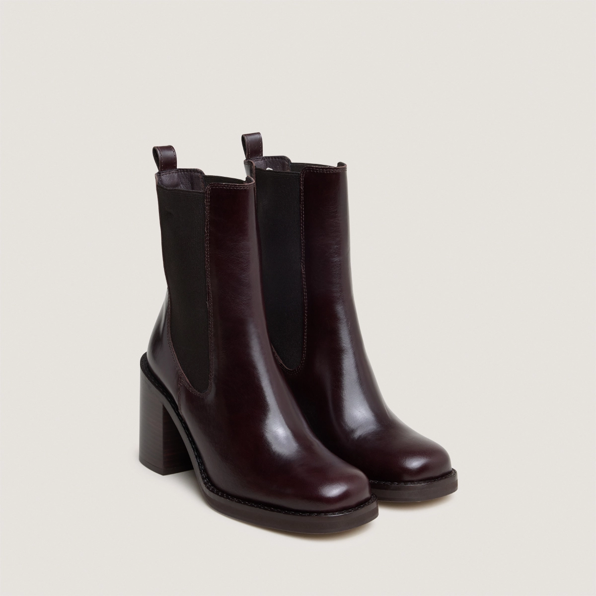 Bottines &agrave; talons d&eacute;bordants en cuir marron fonc&eacute; | BRETZ | Jonak