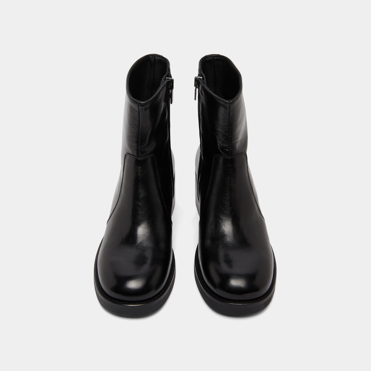 Boots à talons droits en cuir vieilli noir | BUENA | Jonak