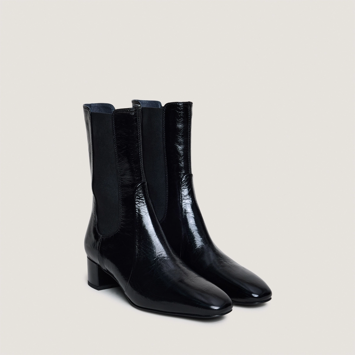 Bottines à larges élastiques en cuir brillant noir | DOXI | Jonak