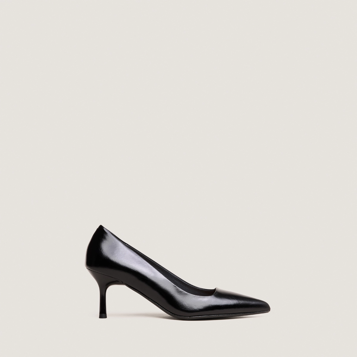 Escarpins à bouts pointus en cuir noir | DUNDEE | Jonak