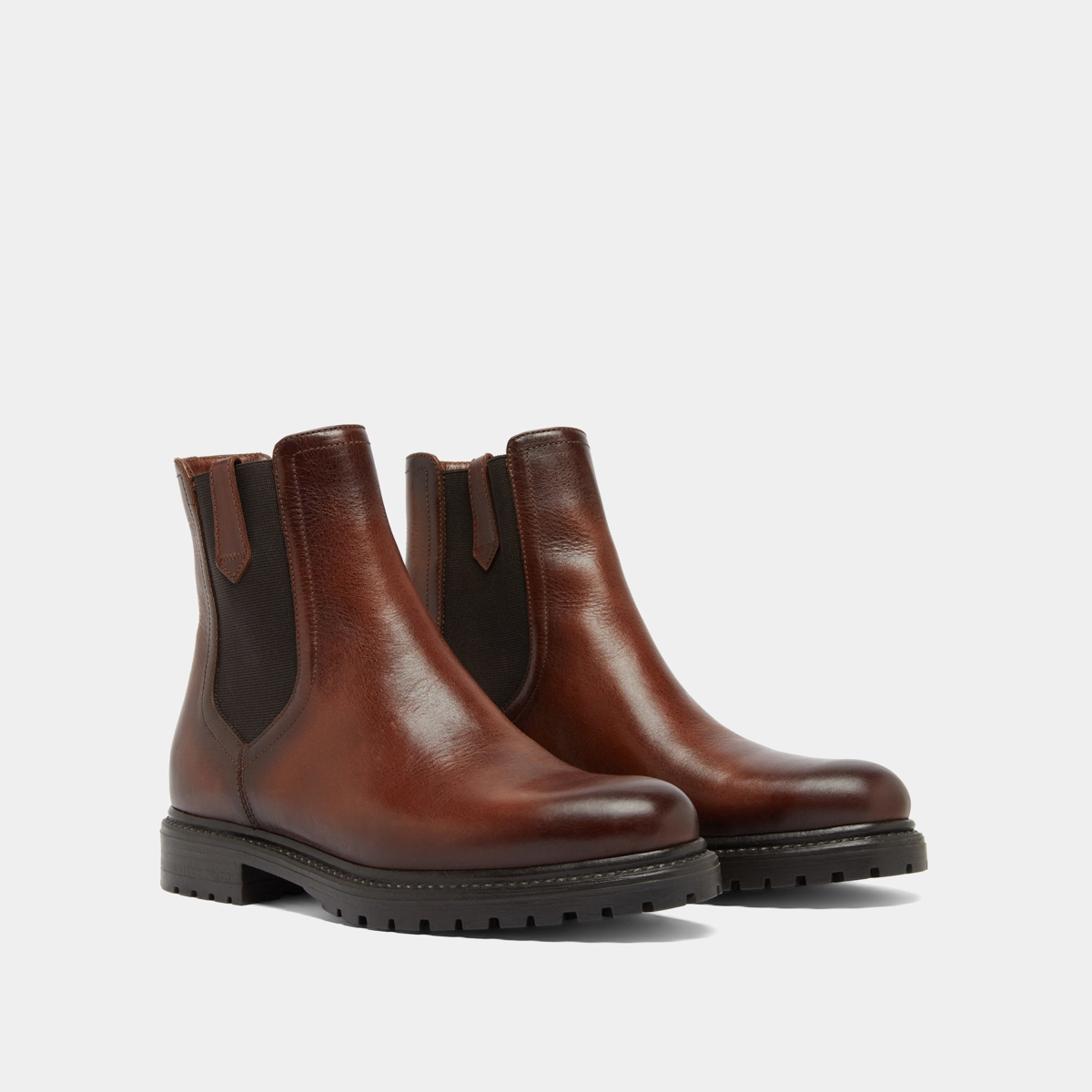 Boots à semelles crantées et élastiques en cuir patiné cognac | CANDIDE | Jonak