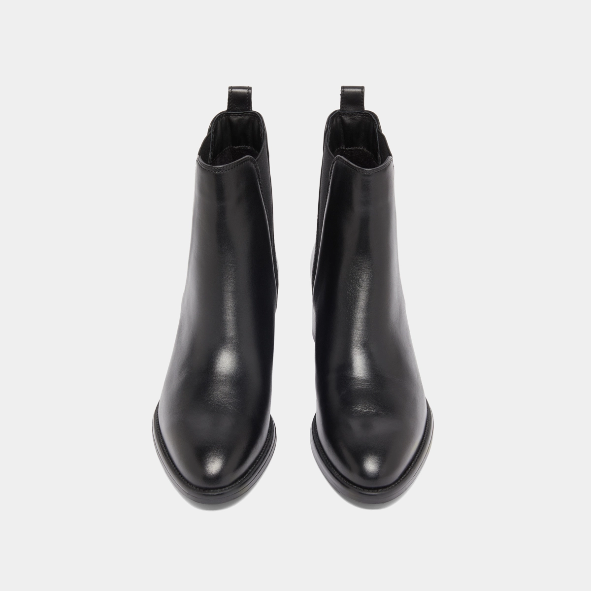Bottines à élastiques triangulaires en cuir noir | CHILO | Jonak