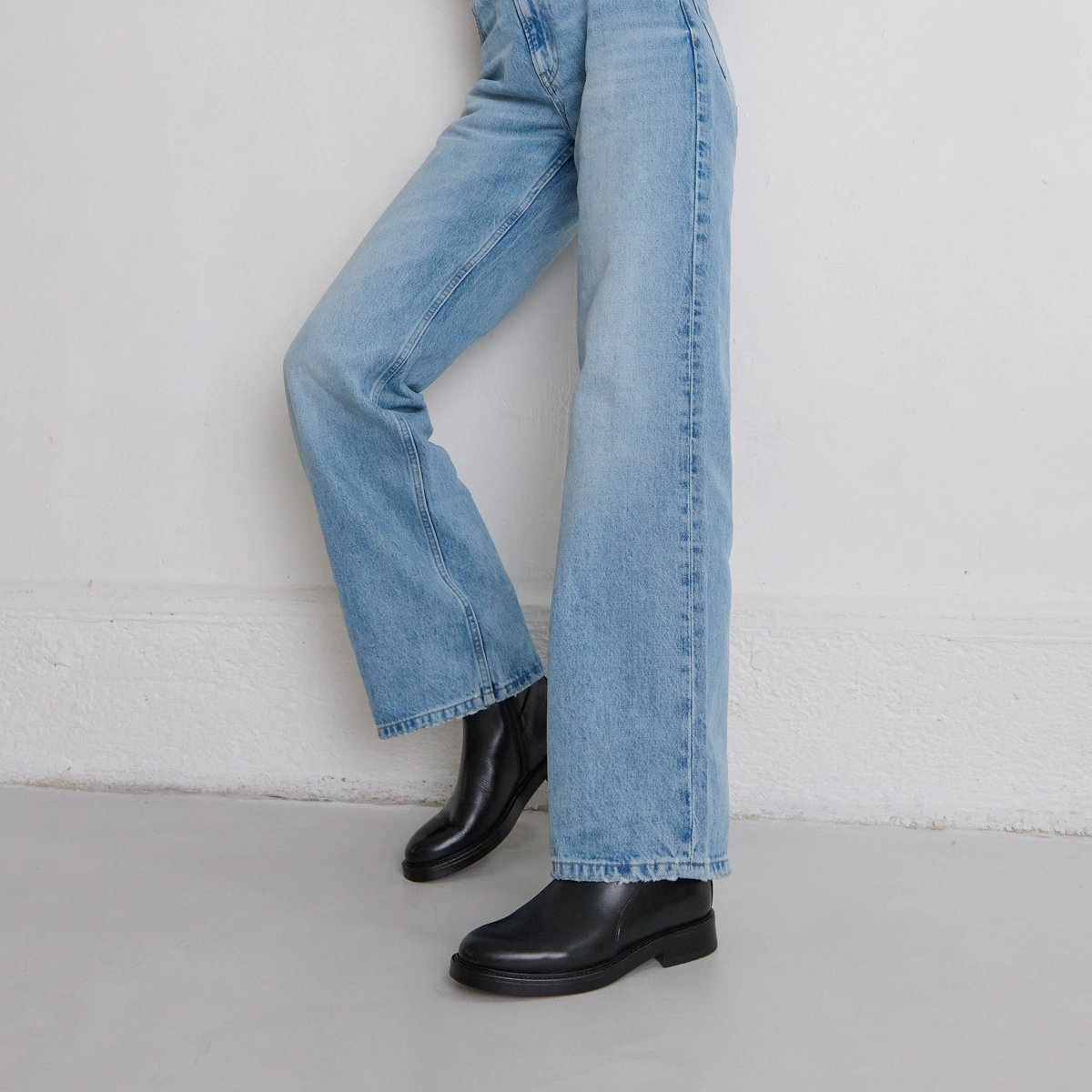 Boots à boucles en cuir noir | CLEA | Jonak