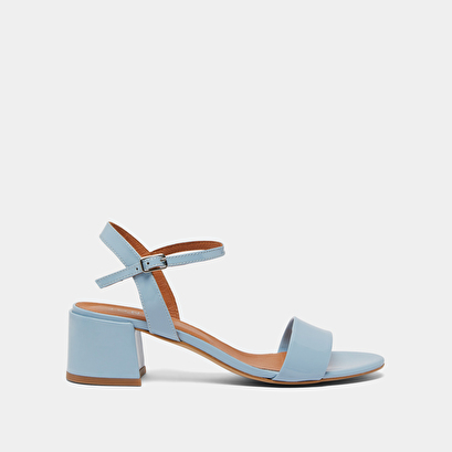 Sandales à talons et bouts ronds en vernis bleu ciel | ANKER | Jonak