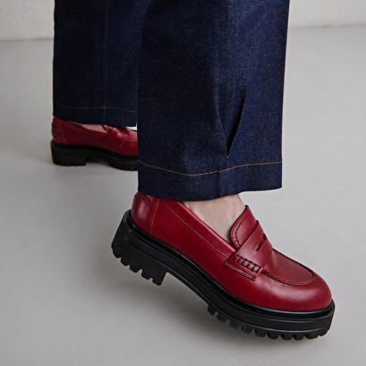 Mocassins à semelles crantées en cuir rouge | ALFI | Jonak