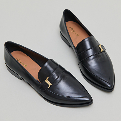 Mocassins à bouts pointus en cuir noir | ALEXANE | Jonak