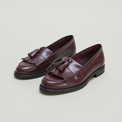 Mocassins à glands en cuir glacé bordeaux | NELLE | Jonak