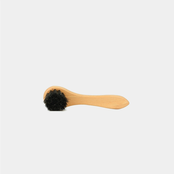 Brosse à palot applique et étale le cirage | brosse à palot | Jonak