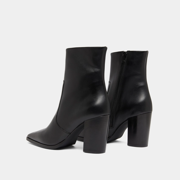 Bottines à bouts pointus en cuir noir | PAM | Jonak