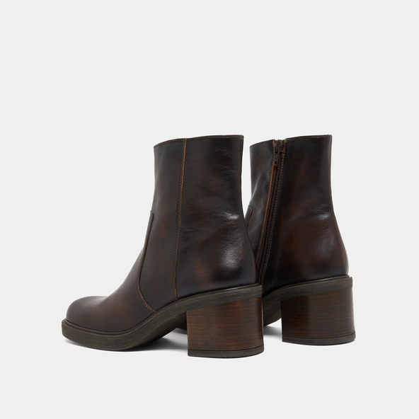 Boots à talons en cuir patiné marron | PANDA | Jonak