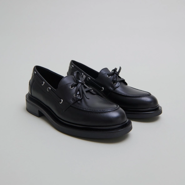 Derbies à lacets épais en cuir noir | PAOLO | Jonak