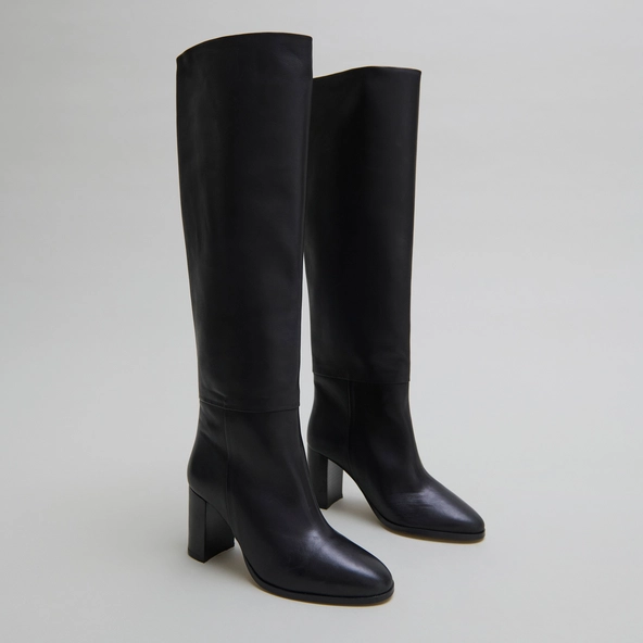 Bottes hautes à bouts arrondis en cuir noir | VENTURA | Jonak