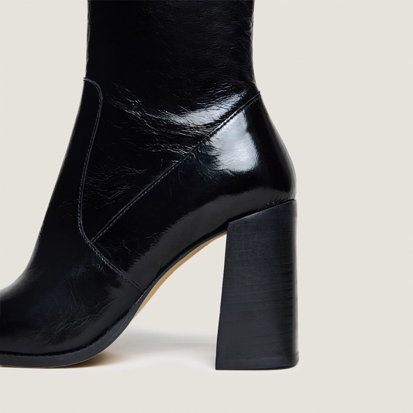 Bottines à talons et bouts carrés en cuir brillant noir | VIDAL | Jonak