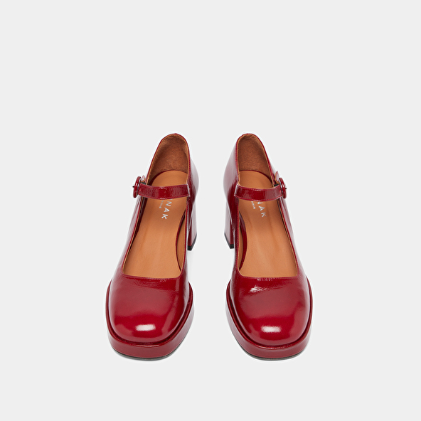 Babies à talons et brides uniques en cuir brillant rouge carmin | VUELO | Jonak