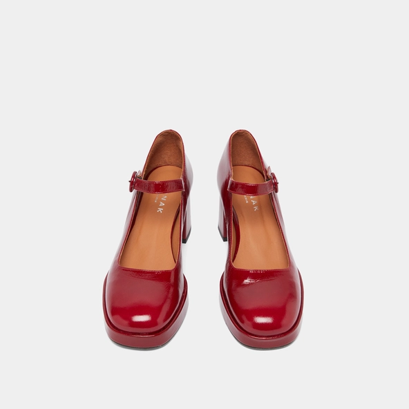 Babies à talons et brides uniques en cuir brillant rouge carmin | VUELO | Jonak