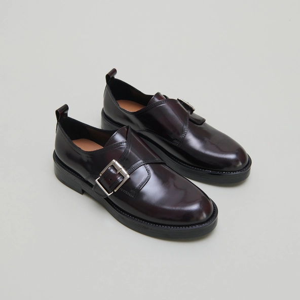 Derbies &agrave; boucles ajustables en cuir patin&eacute; bordeaux | ARCHIBALD | Jonak