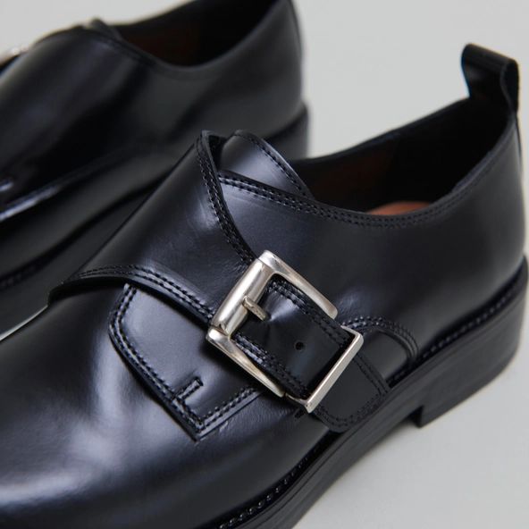 Derbies à boucles ajustables en cuir glacé noir | ARCHIBALD | Jonak