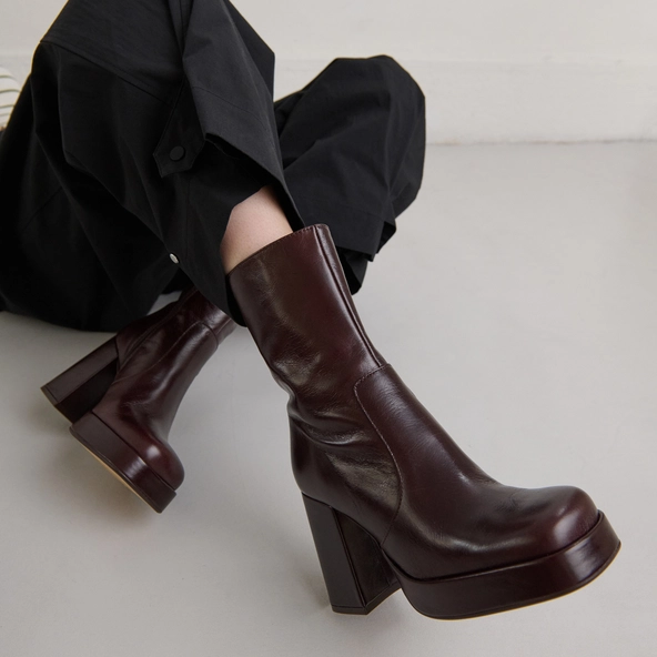 Bottines à talons et à bouts carrés en cuir vieilli chocolat | BEN | Jonak