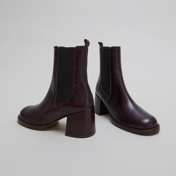 Bottines &agrave; talons et &eacute;lastiques en cuir vieilli chocolat | BIENVUE | Jonak