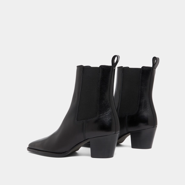 Bottines à talons biseautés et bouts poi... en cuir noir | BIRKIN | Jonak