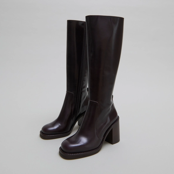 Bottes &agrave; talons d&eacute;bordants en cuir marron fonc&eacute; | BRETZEL | Jonak