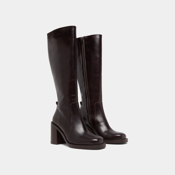 Bottes &agrave; talons d&eacute;bordants en cuir marron fonc&eacute; | BRETZEL | Jonak