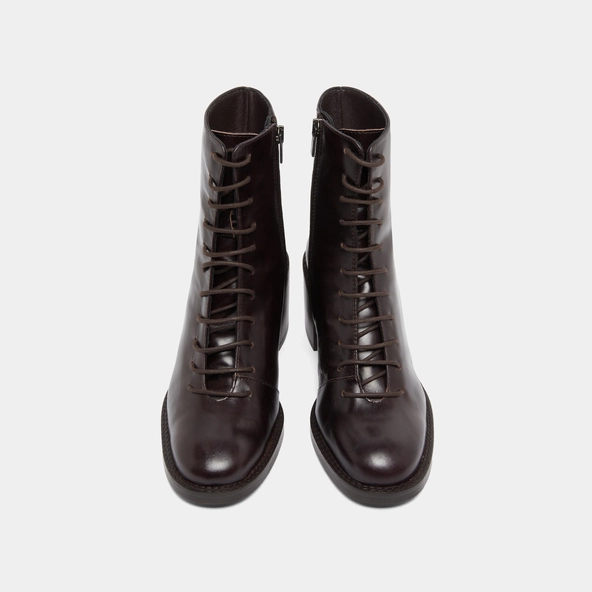 Boots à lacets et talons débordants en cuir marron foncé | BRINDILLE | Jonak