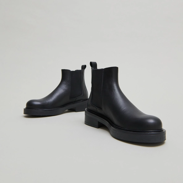 Boots à élastiques en cuir noir | MELANIE | Jonak