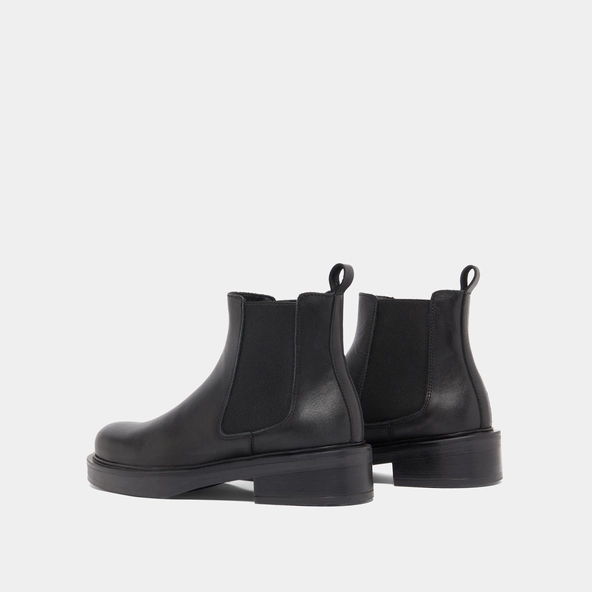 Boots à élastiques en cuir noir | MELANIE | Jonak
