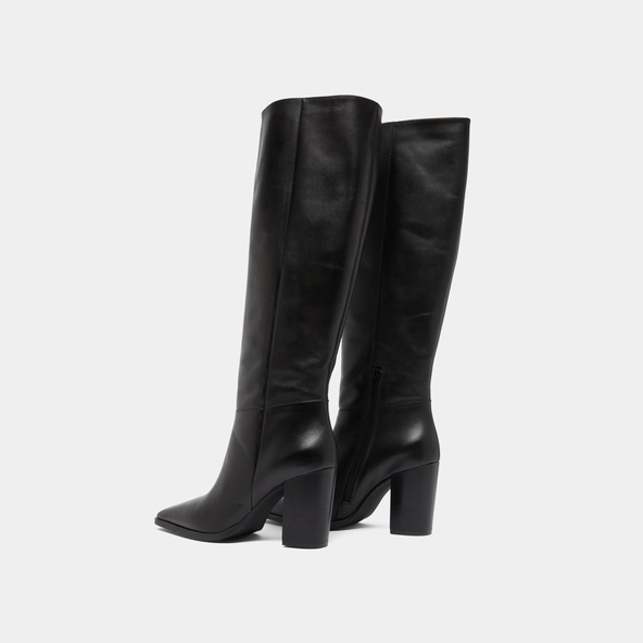 Bottes &agrave; bouts pointus en cuir noir | PLUME | Jonak