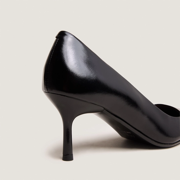 Escarpins à bouts pointus en cuir noir | DUNDEE | Jonak