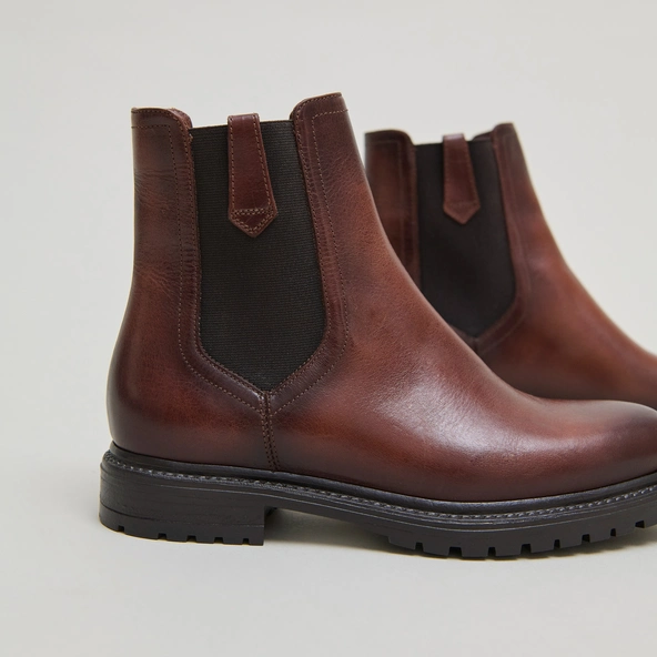 Boots à semelles crantées et élastiques en cuir patiné cognac | CANDIDE | Jonak